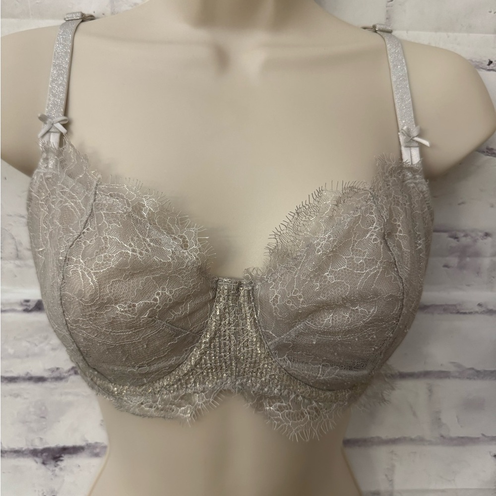 Victoria’s Secret‎ Bra 32DDD Dream Angels Push Up Without Padding Gray Sparkle